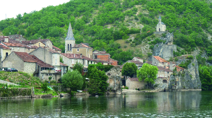 lot-village