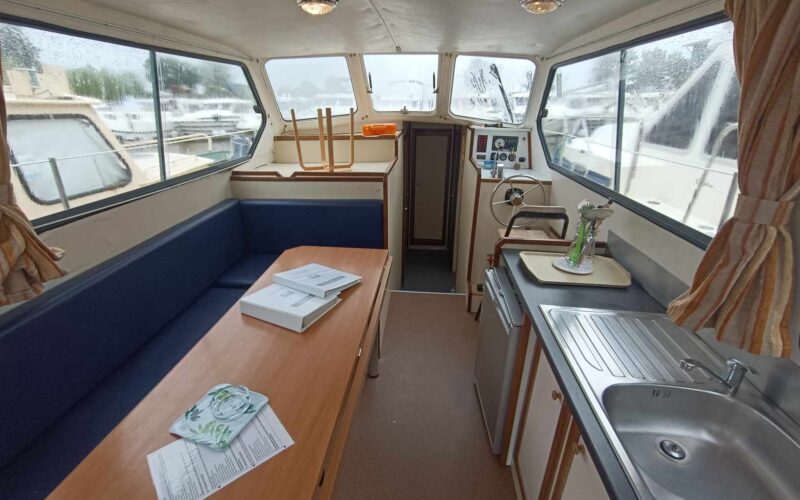 Triton 1050