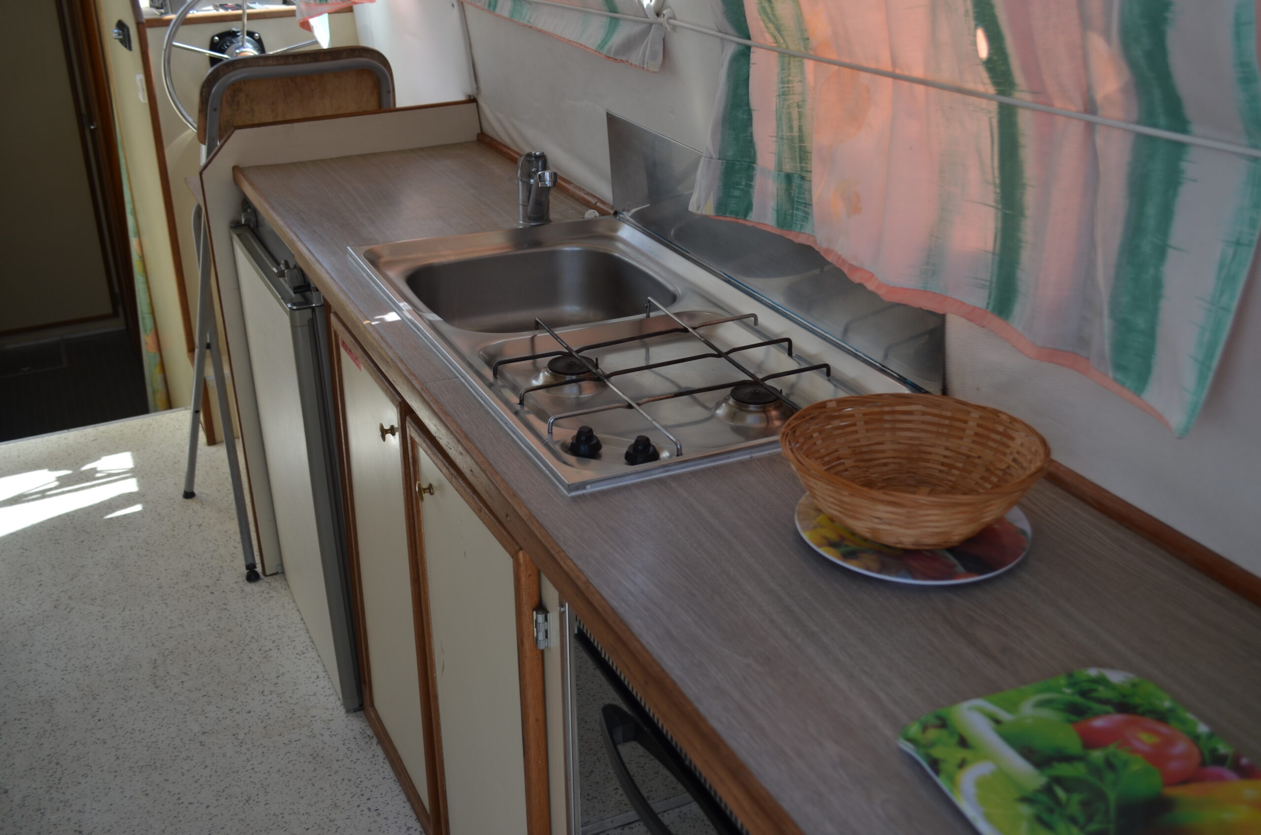 Triton 1050