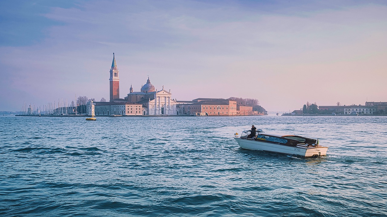 La lagune de Venise et sa nature préservée Les Canalous