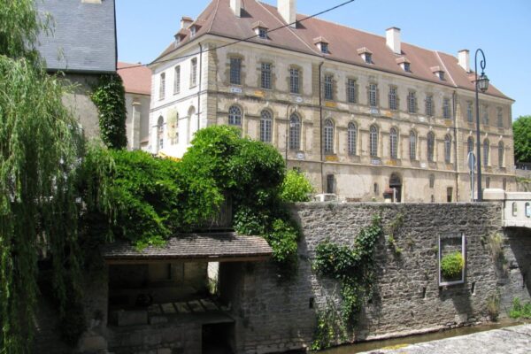 L'abbaye de Corbigny