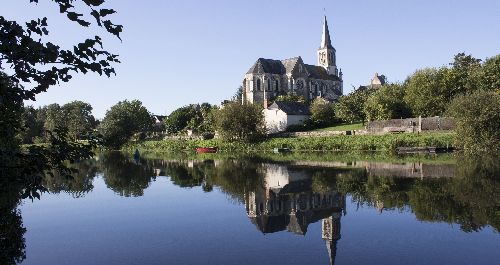 Croisière fluviale en Mayenne : 8 lieux incontournables à visiter