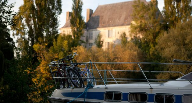 Découvrir la Charente en bateau habitable sans permis au départ de Cognac