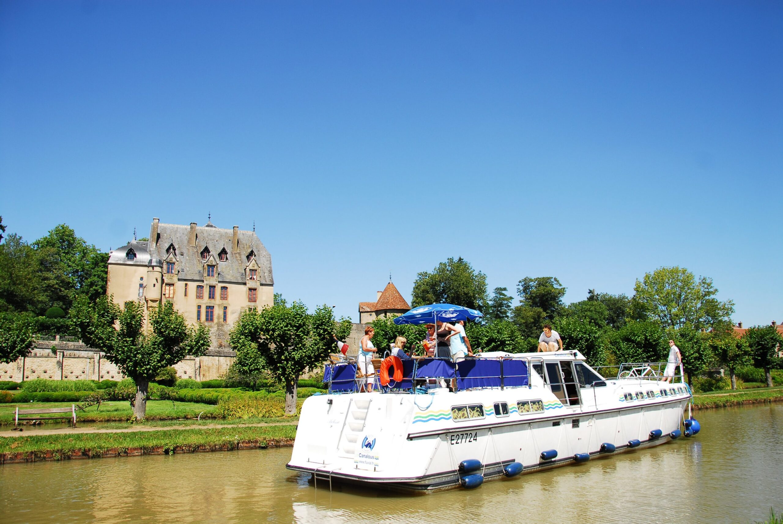 Vacances en bateau dans le Morvan : Un séjour bateau et rando au fil de l’eau