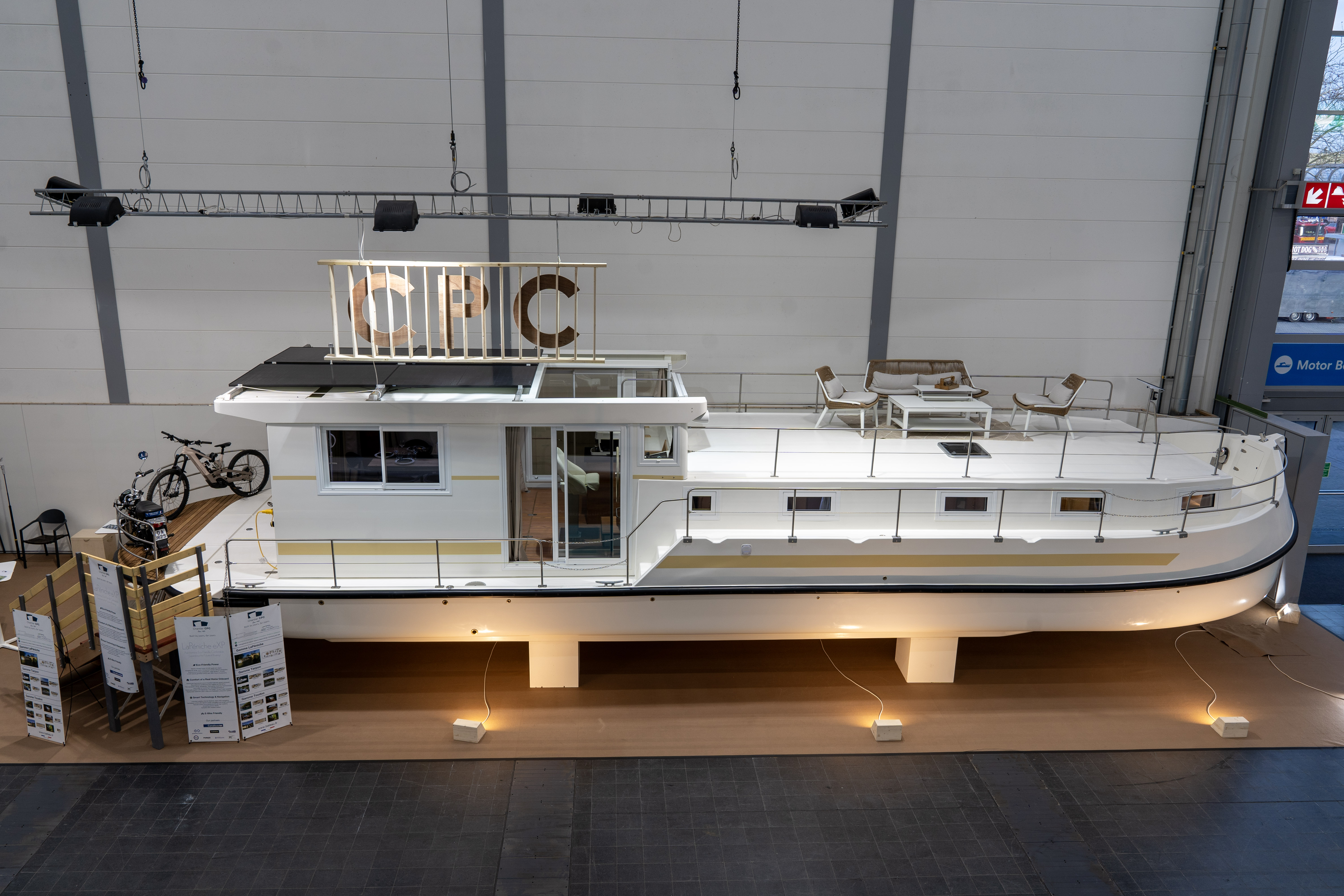 Boat Image