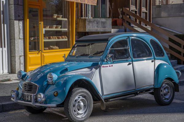 Balade dans les vignes en 2CV