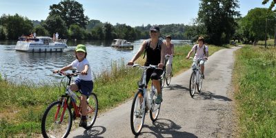 Fahrrad und Hausboot