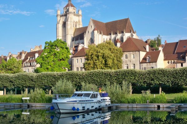 Auxerre et la cathédrale Saint Etienne