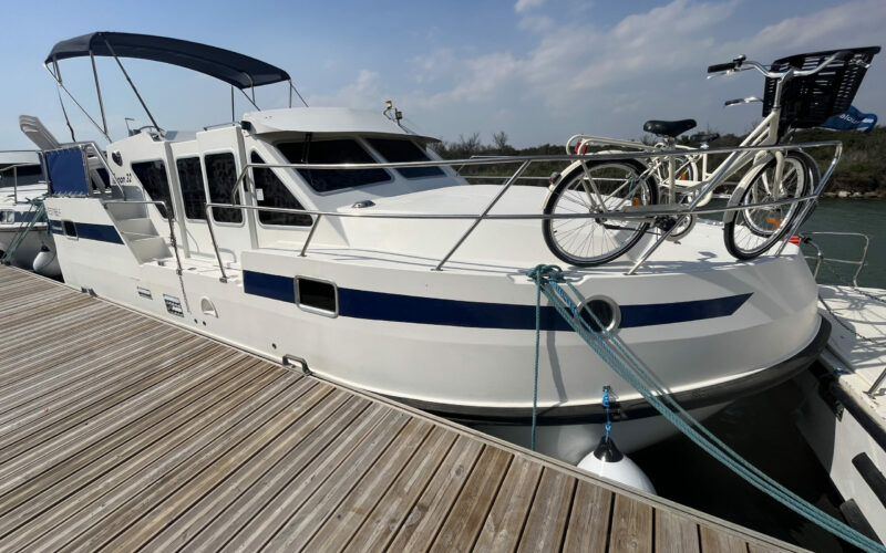 Tarpon 32