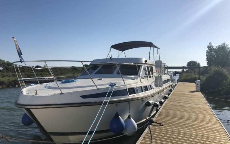 Tarpon 42